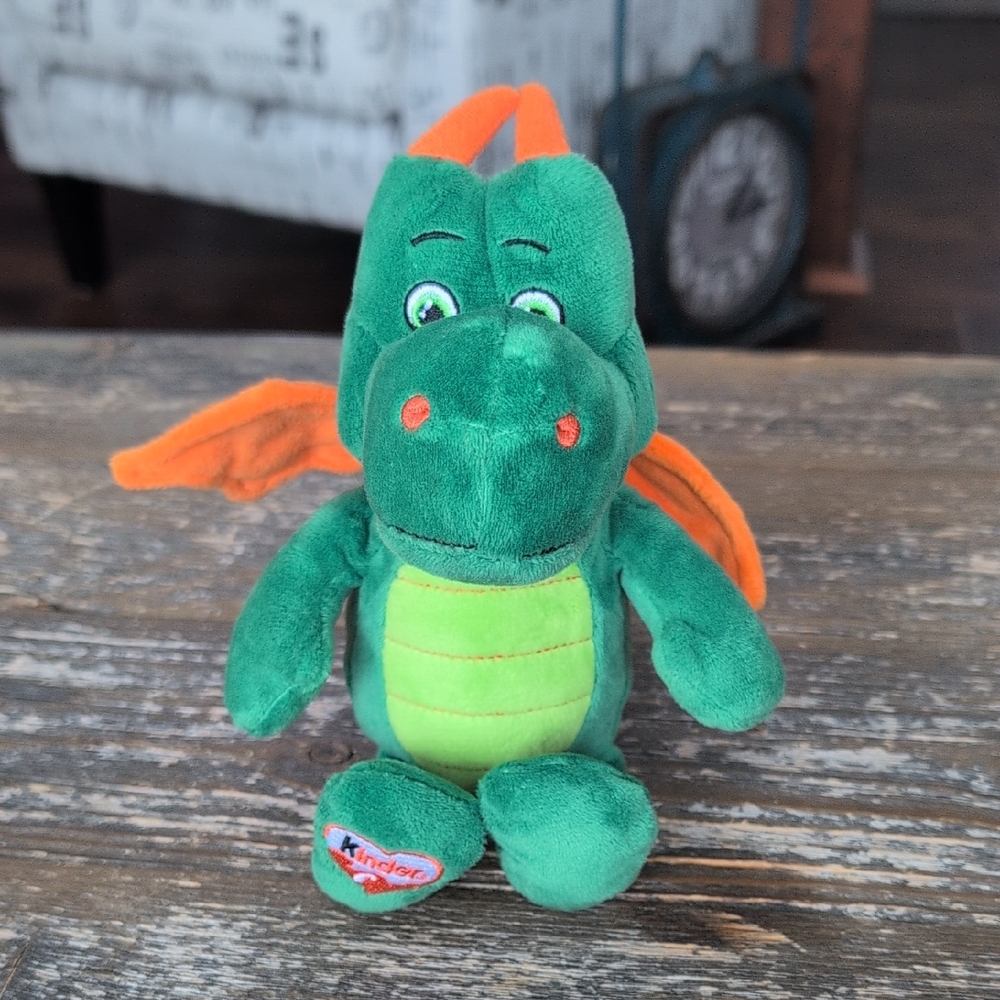 Kinder Surprise Green Dragon Plush Orange Crinkle Wungs
